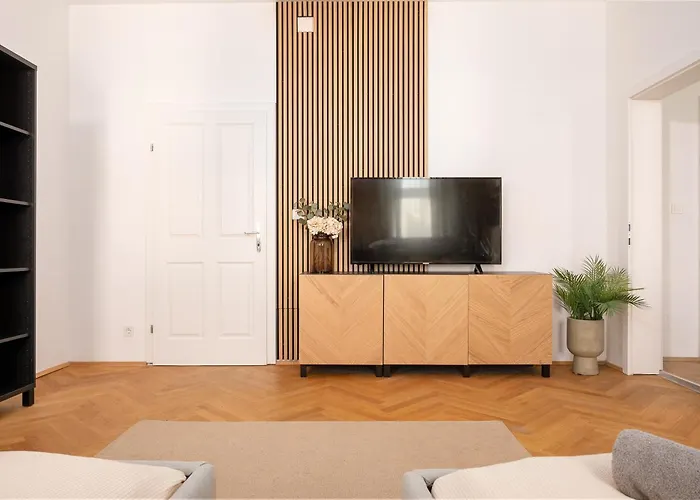 Monthly Only - 5 Min To U1 Vorgartenstrasse - Fast Center