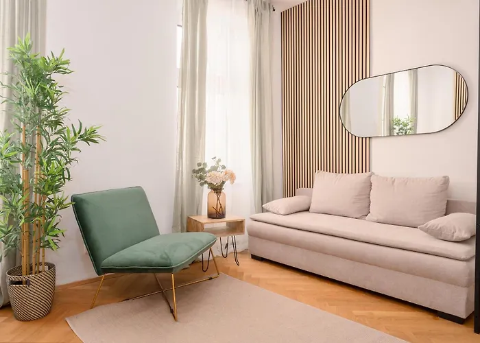 Monthly Only - 5 Min To U1 Vorgartenstrasse - Fast Center