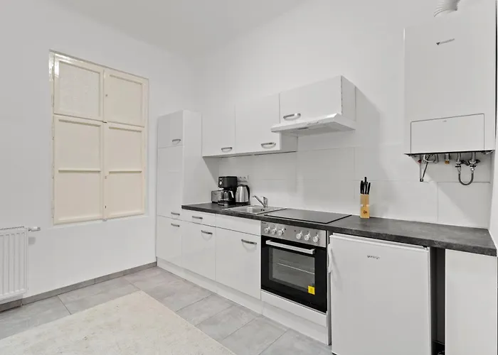 Monthly Only - 5 Min To U1 Vorgartenstrasse - Fast Center