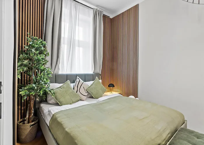 Monthly Only - 5 Min To U1 Vorgartenstrasse - Fast Center Apartament *