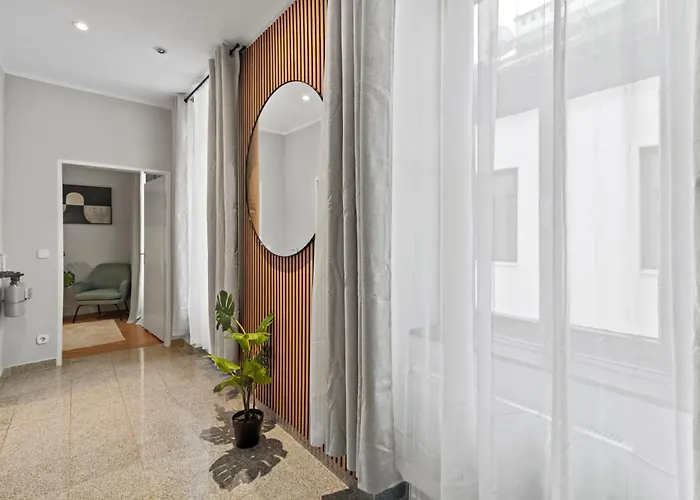 Monthly Only - 5 Min To U1 Vorgartenstrasse - Fast Center Apartament