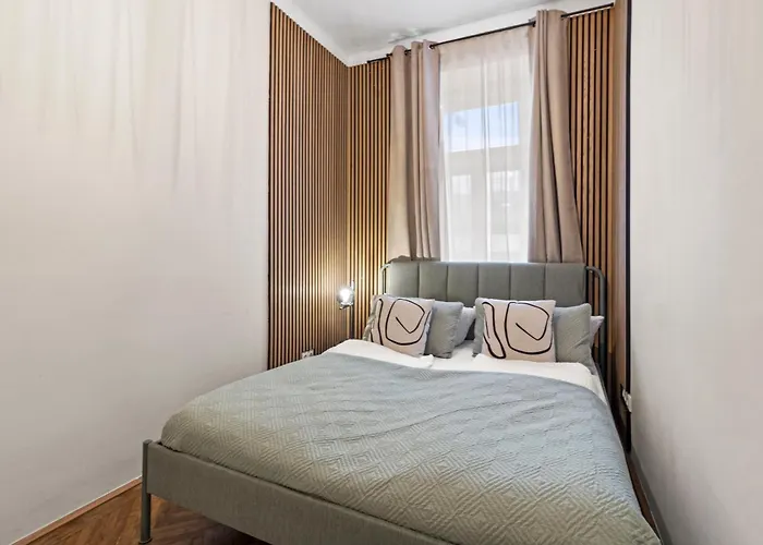 Monthly Only - 5 Min To U1 Vorgartenstrasse - Fast Center Apartament *